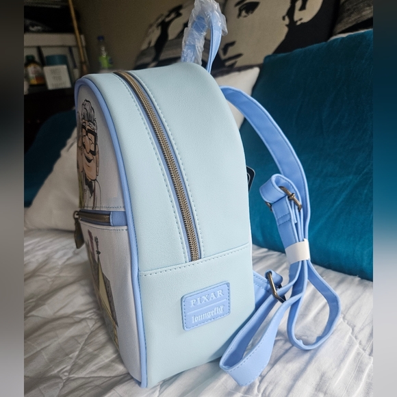 Pixar "UP" loungefly mini backpack - Picture 4 of 5